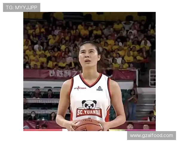 四川女篮险胜山西 李缘荣膺FMVP